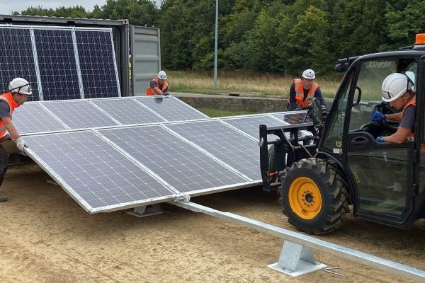 IRVE et Photovoltaïque provisoires sur l'aire de Trémentines A87